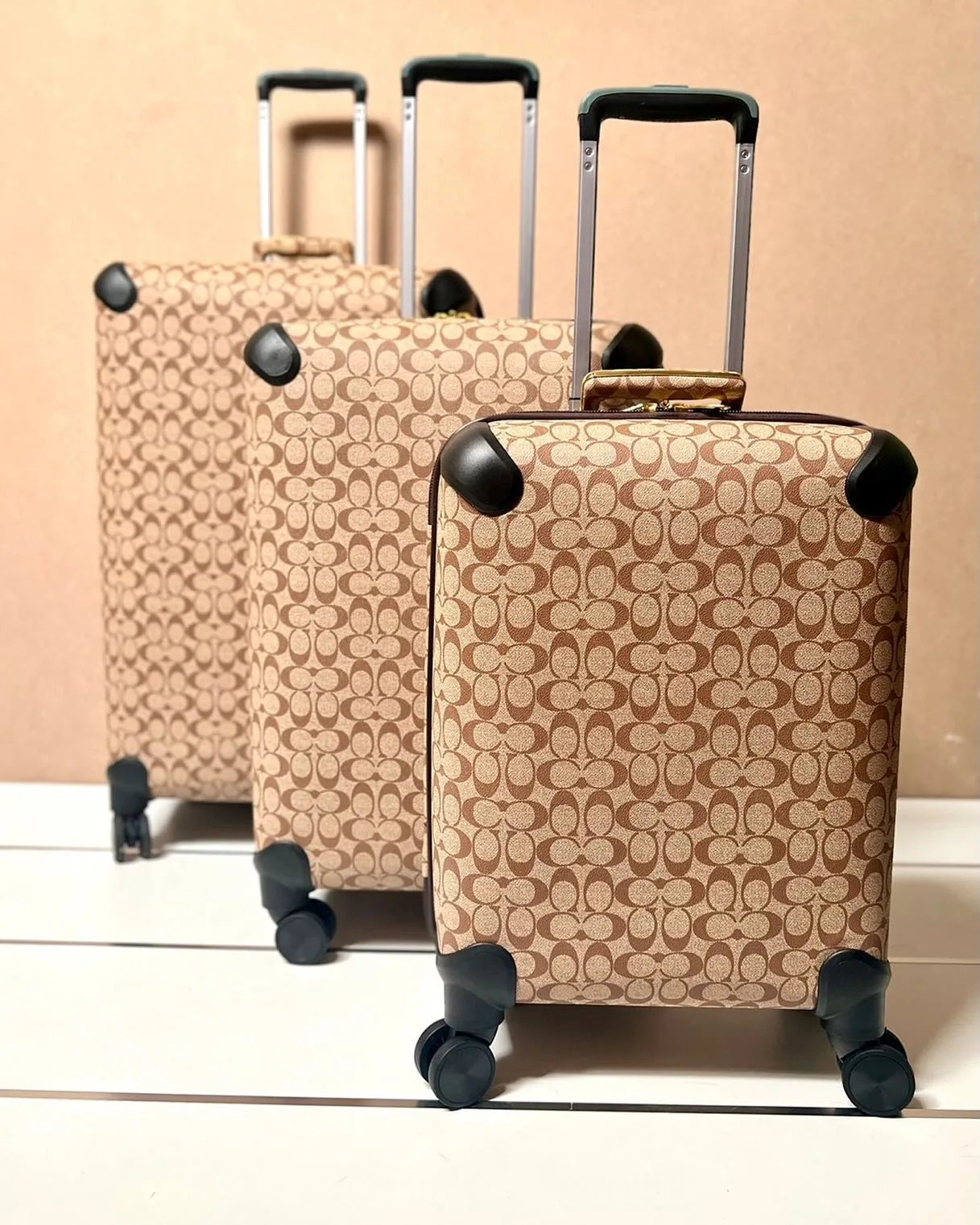 Coach signature canvas hardside luggage set photo 1