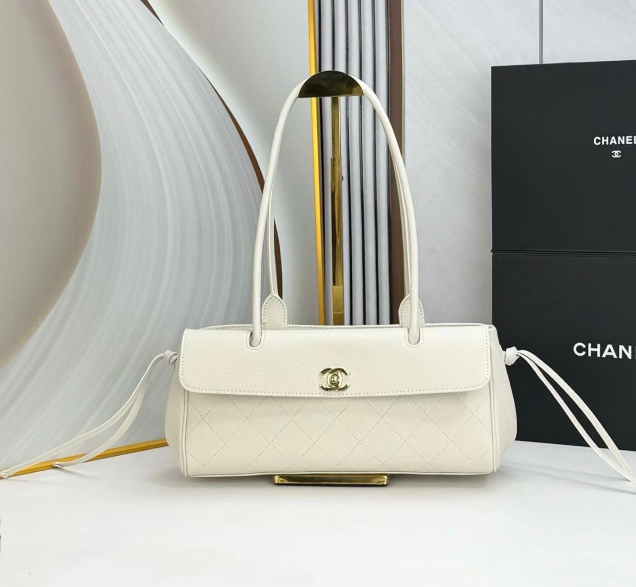 Chanel Medium