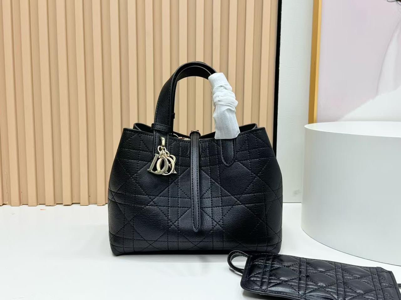 Dior Medium photo 3