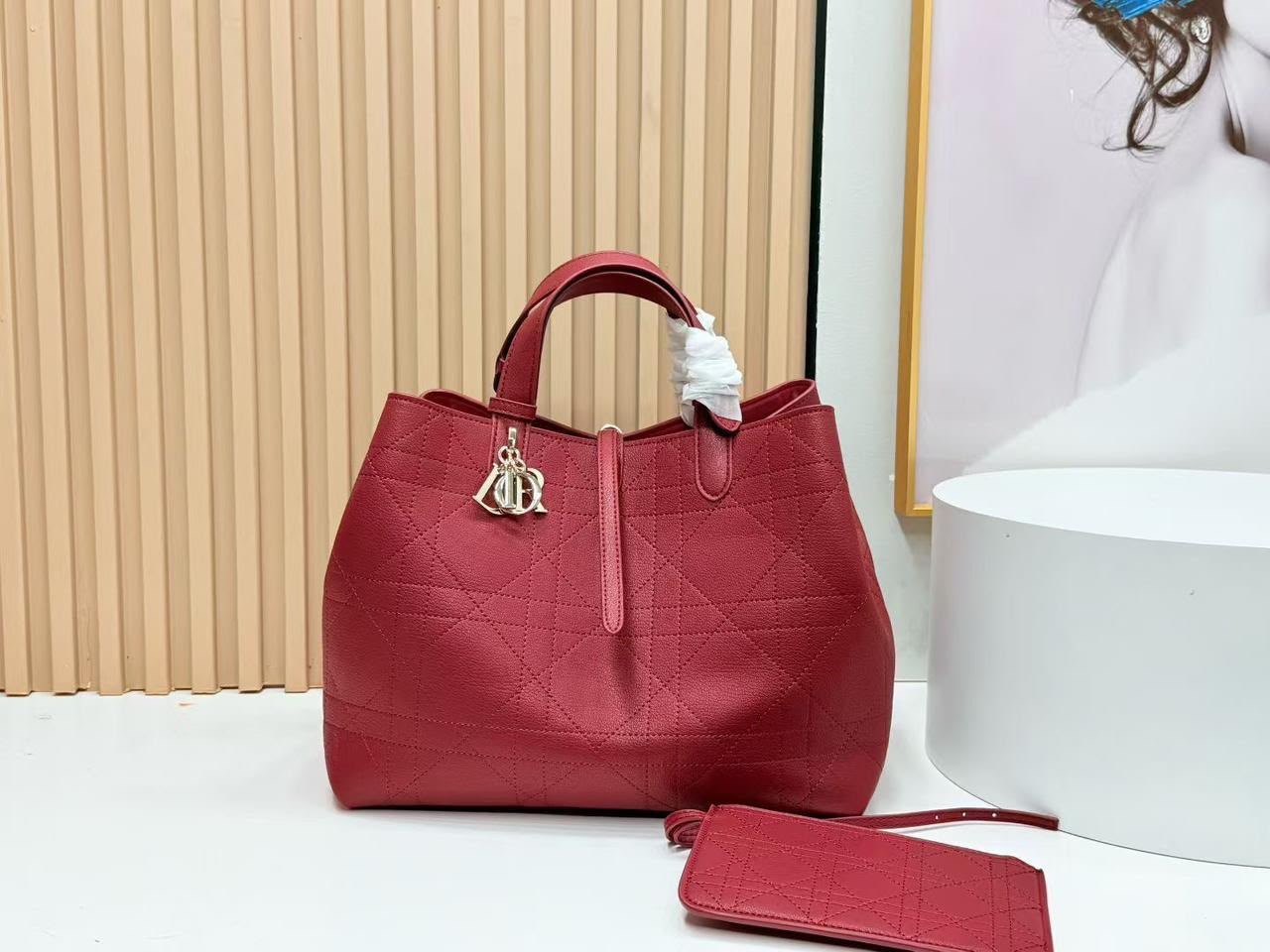 Dior Medium photo 6