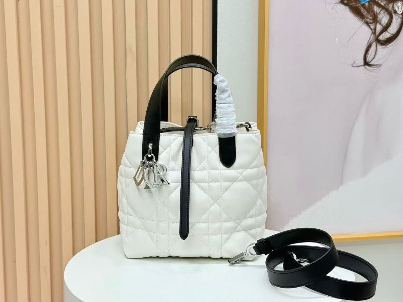 Dior Medium photo 5