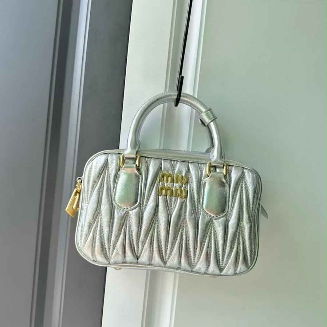 Miu Miu Classic photo 4