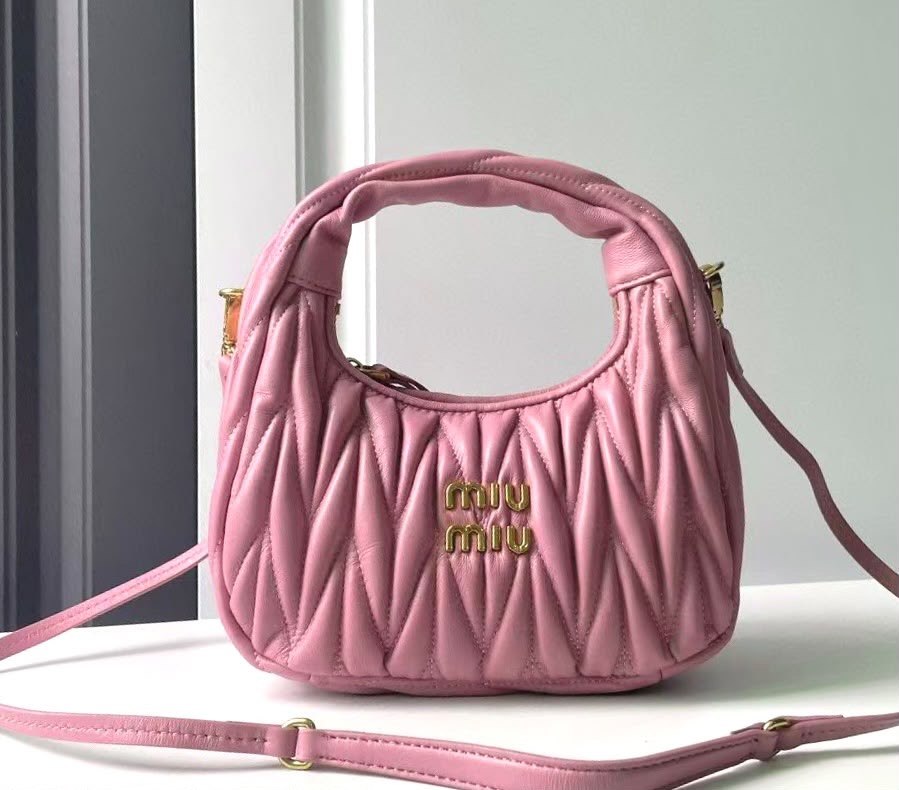 Miu Miu Medium photo 5