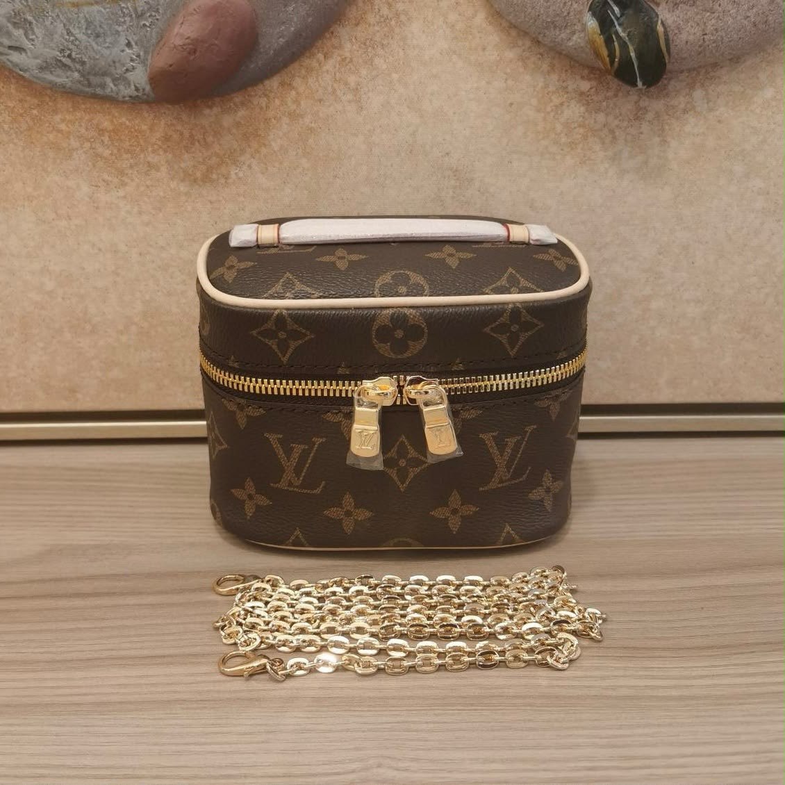Louis Vuitton Makeup photo 5