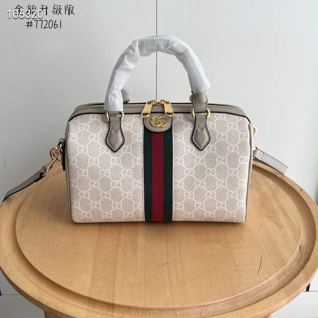 Gucci Medium photo 3