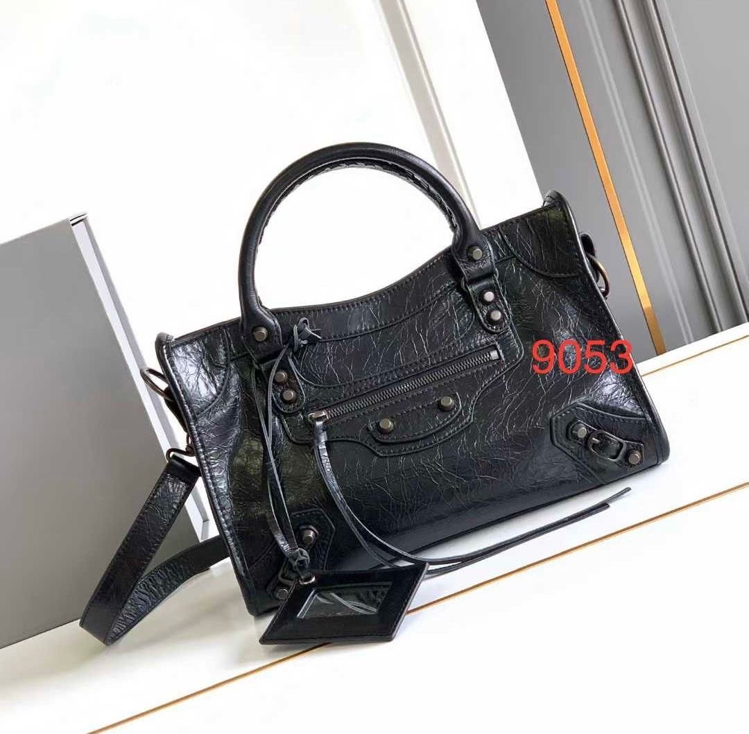 Balenciaga Classic photo 8