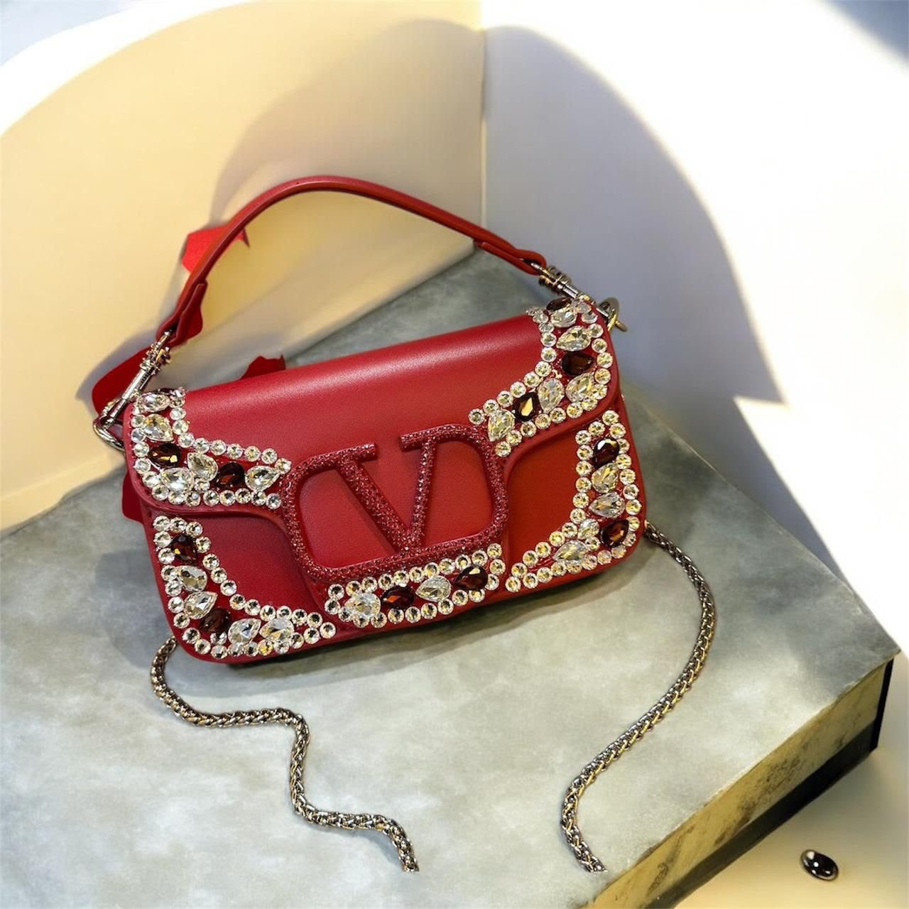 Valentino Classic