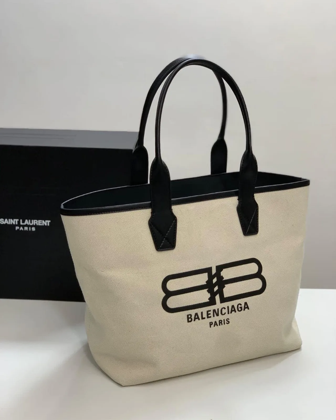 Balenciaga BB Logo Tote photo 1