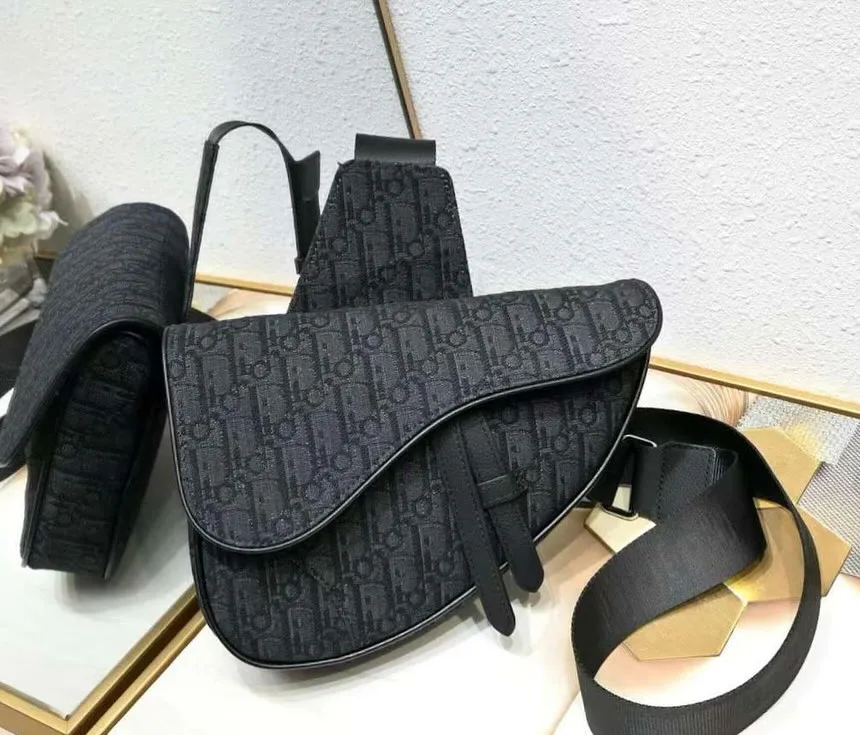 Dior Saddle bag men's photo 1