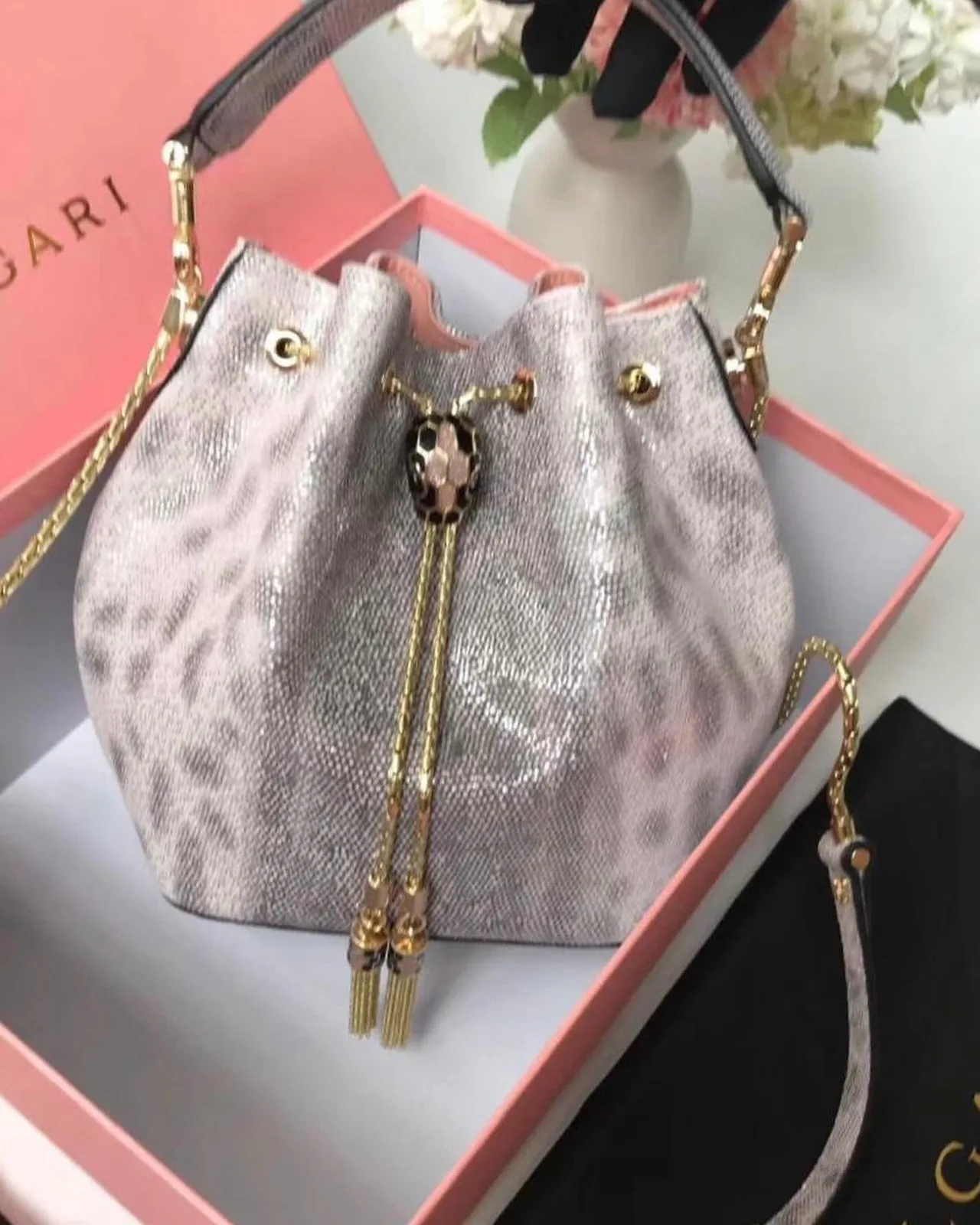 Bulgari Serpenti Forever Bucket Bag photo 1