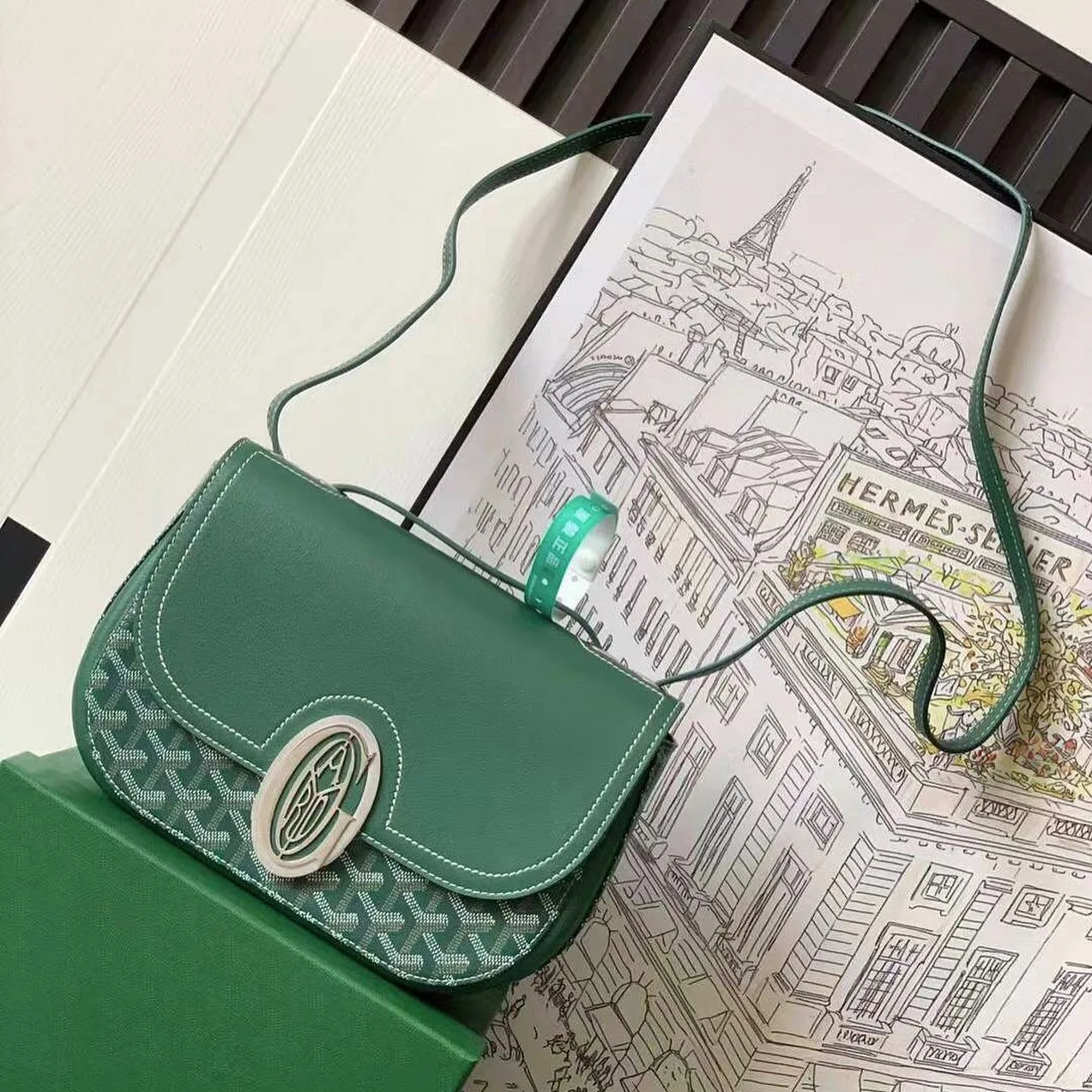 Goyard Saddle Crossbody Bag photo 1