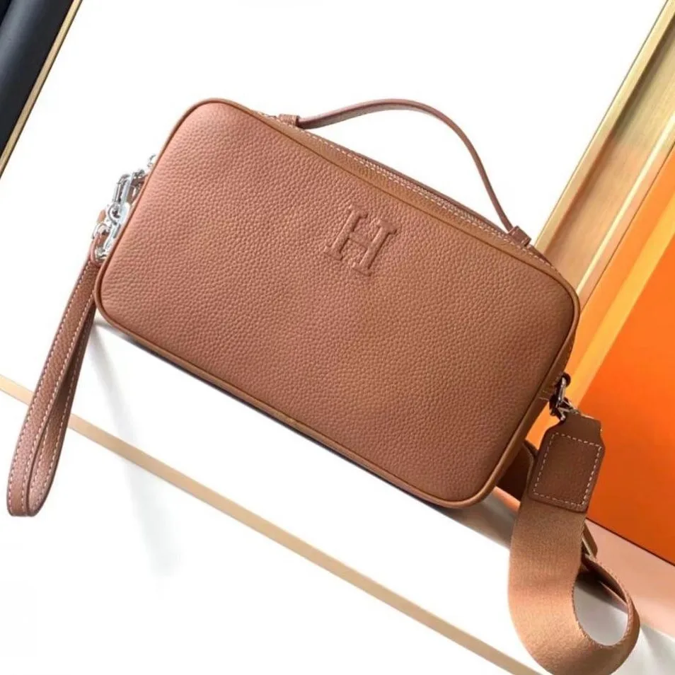Hermès Crossbody Bag photo 1