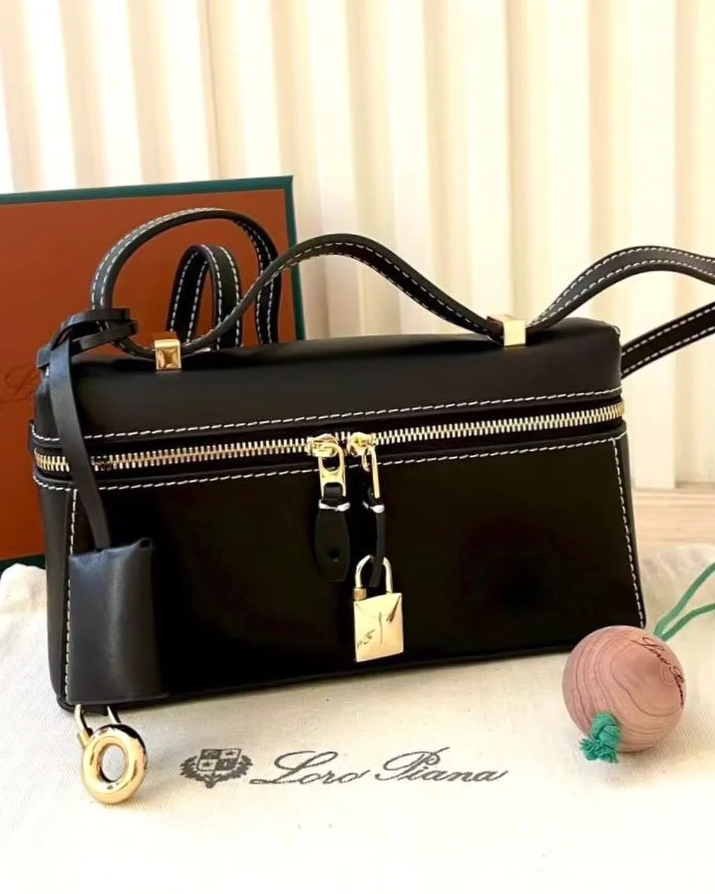 Loro Piana Shoulder Bag photo 1