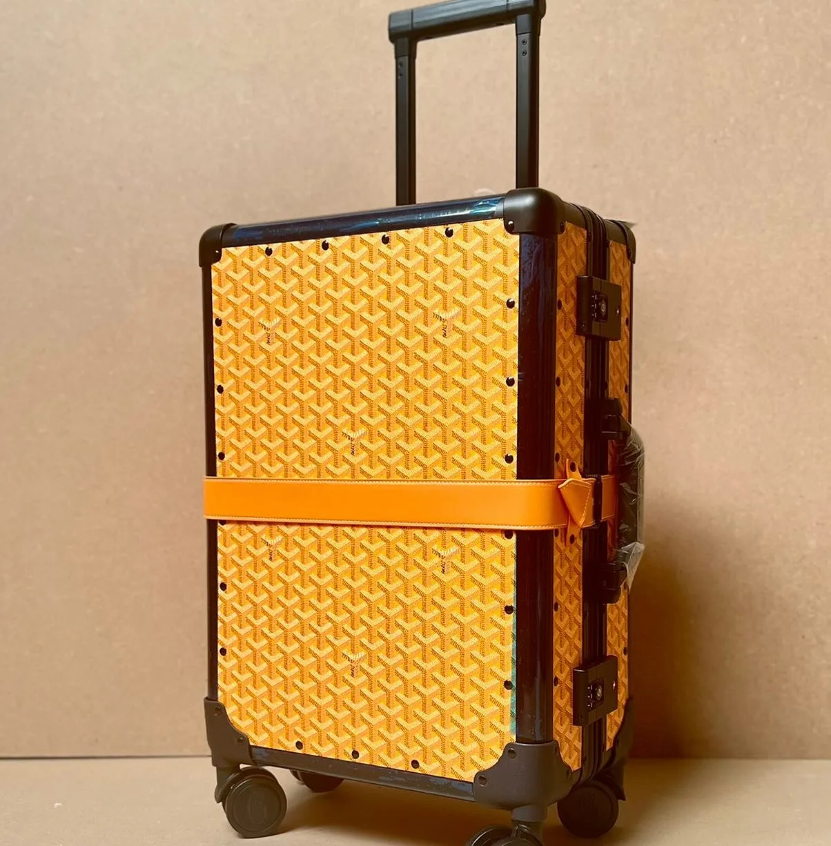 Louis Vuitton Horizon 55 photo 1