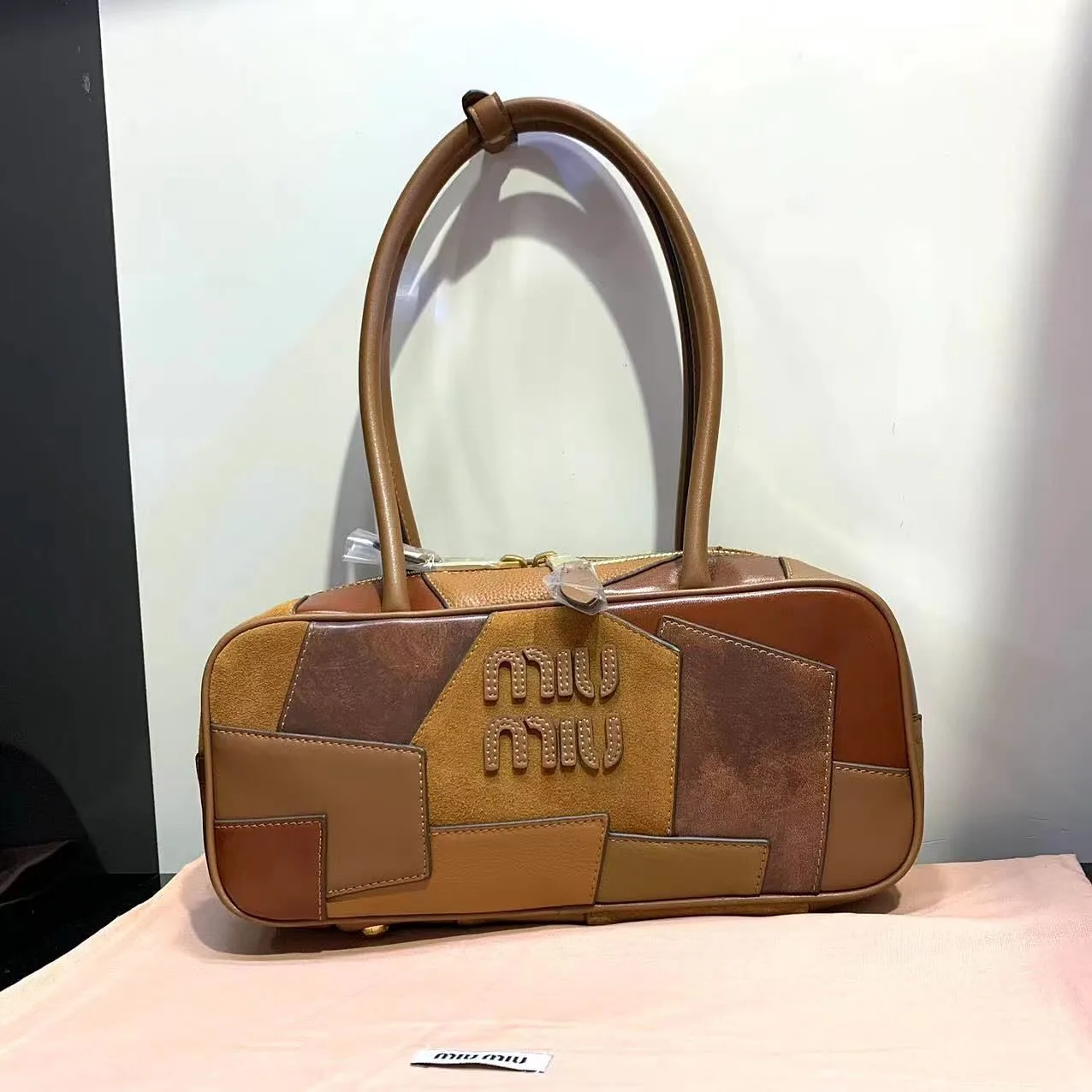 Miu Miu Handbag photo 1