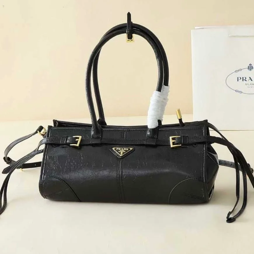 Prada Flou photo 1