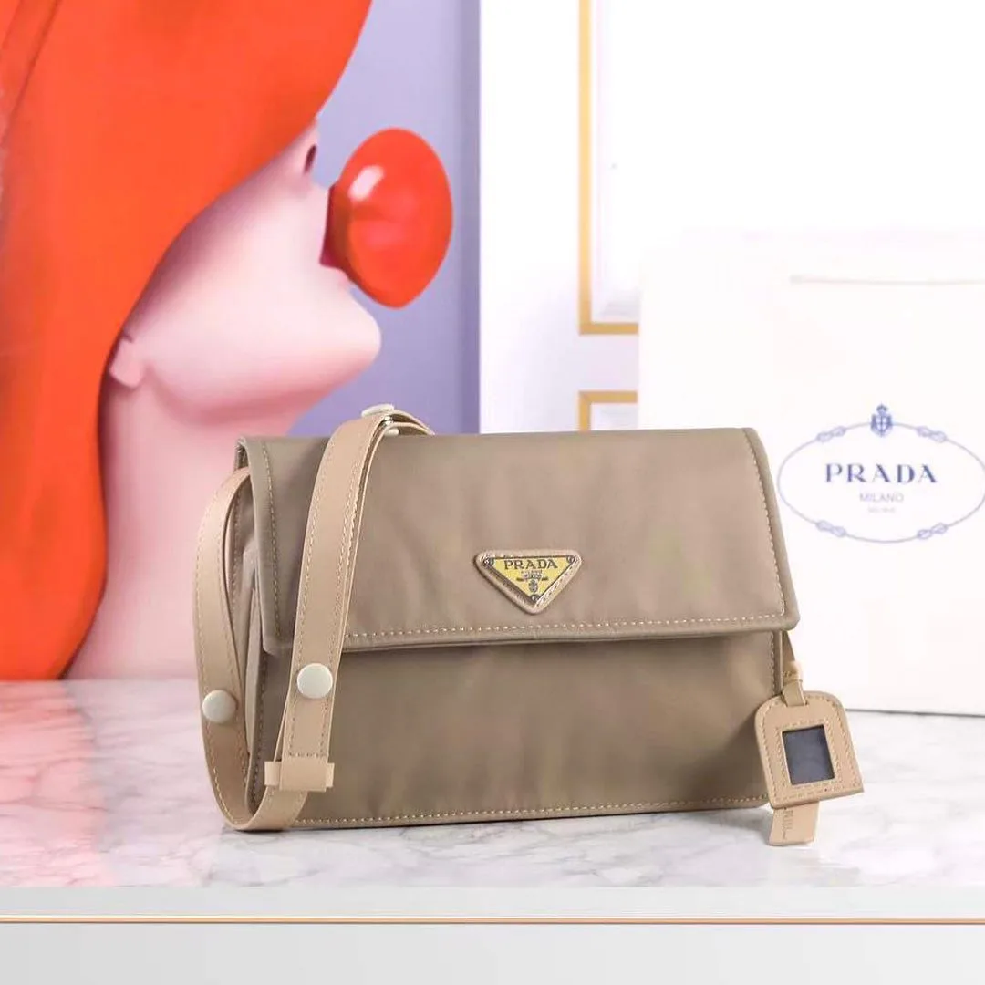 Prada nylon quilted tote photo 1