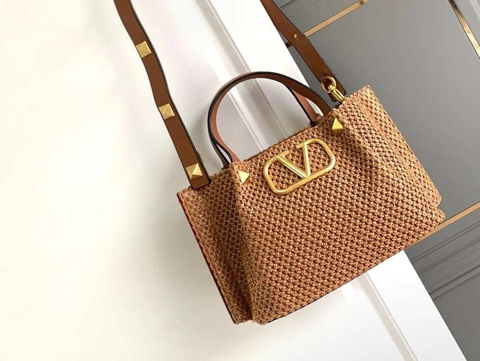 Valentino VLogo Signature Tote photo 1