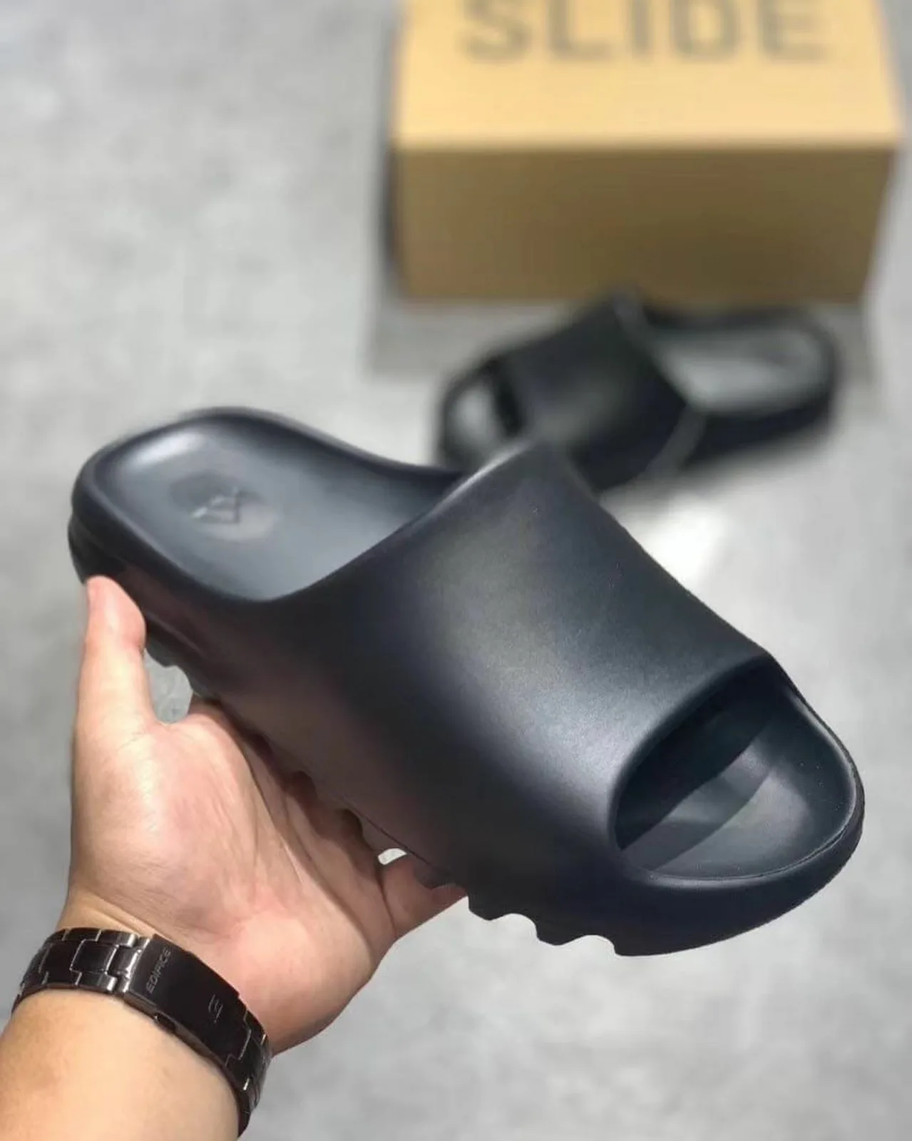 Adidas Yeezy Slide photo 1