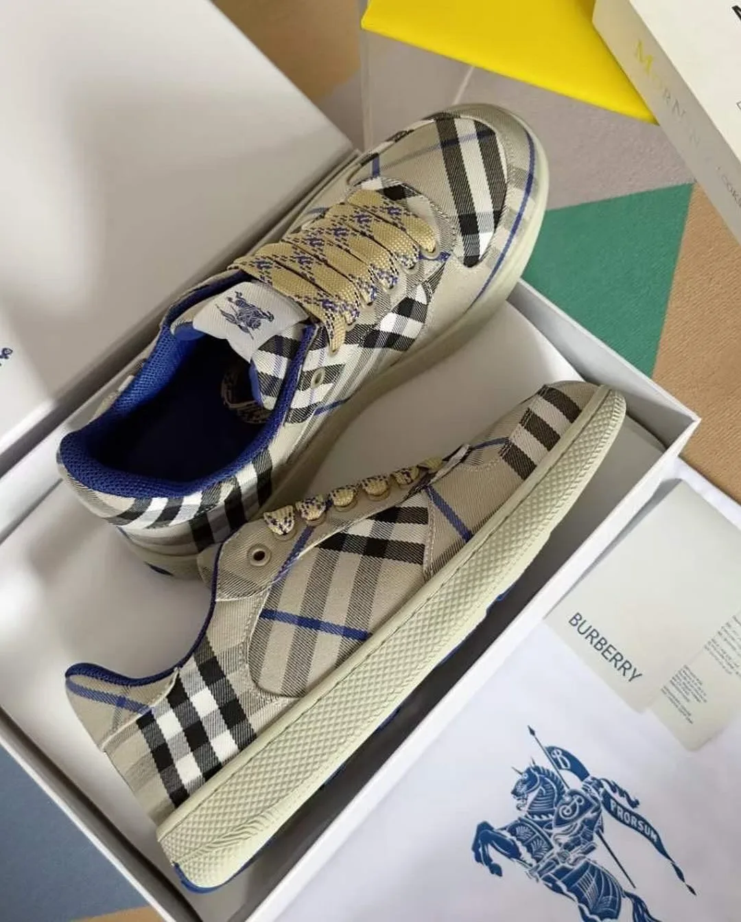 Burberry Sneaker photo 1