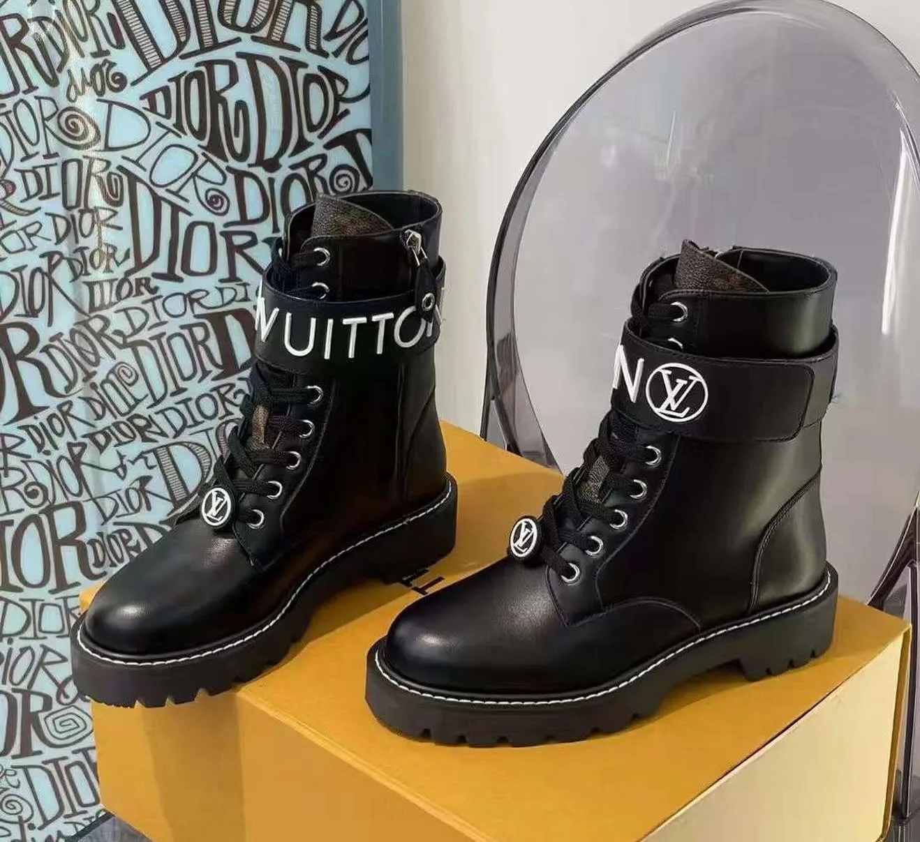 Louis Vuitton combat boot photo 1