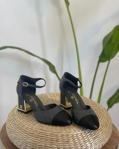 Chanel Pump