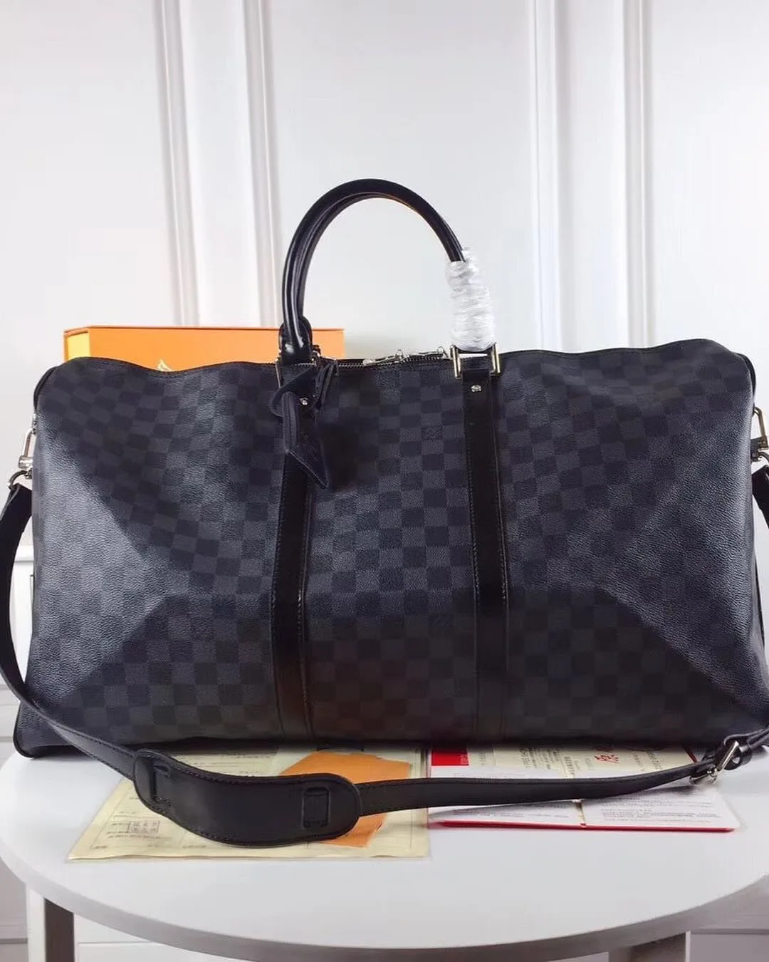Louis Vuitton Keepall photo 9