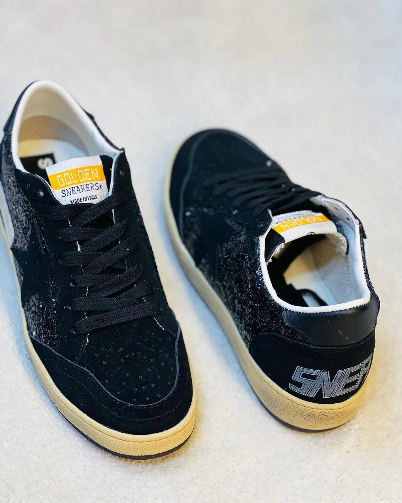 Golden Goose Sneaker photo 1