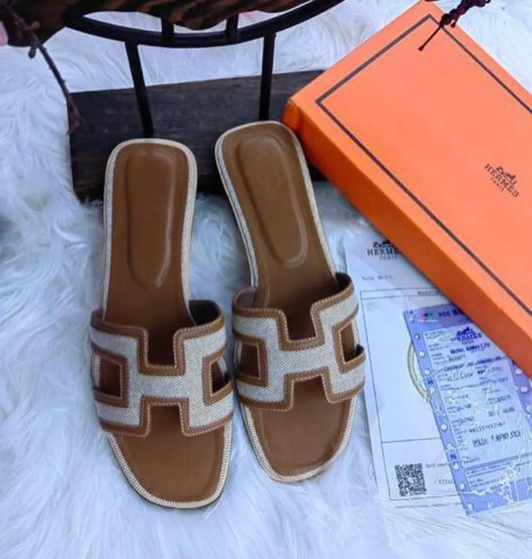 Hermès Oran Slide photo 1