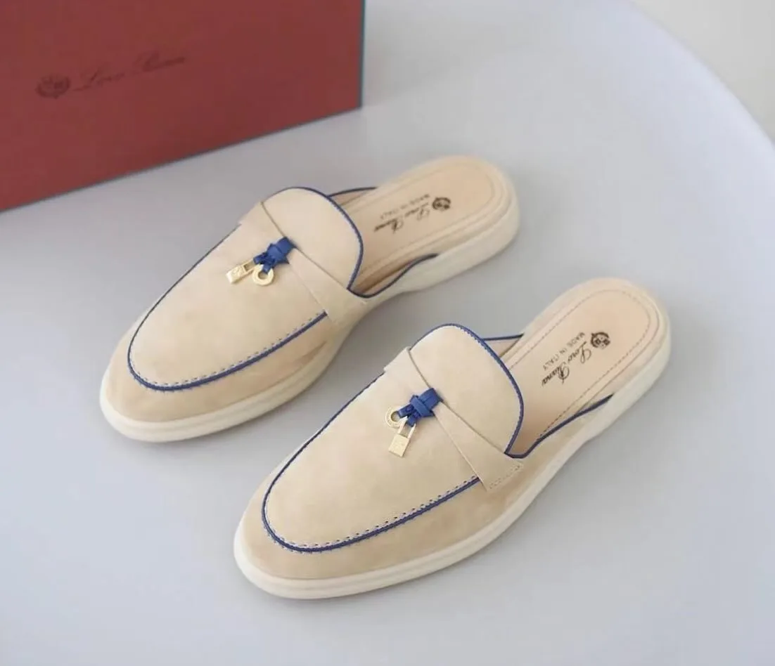 Loro Piana Summer Charms Walk photo 1