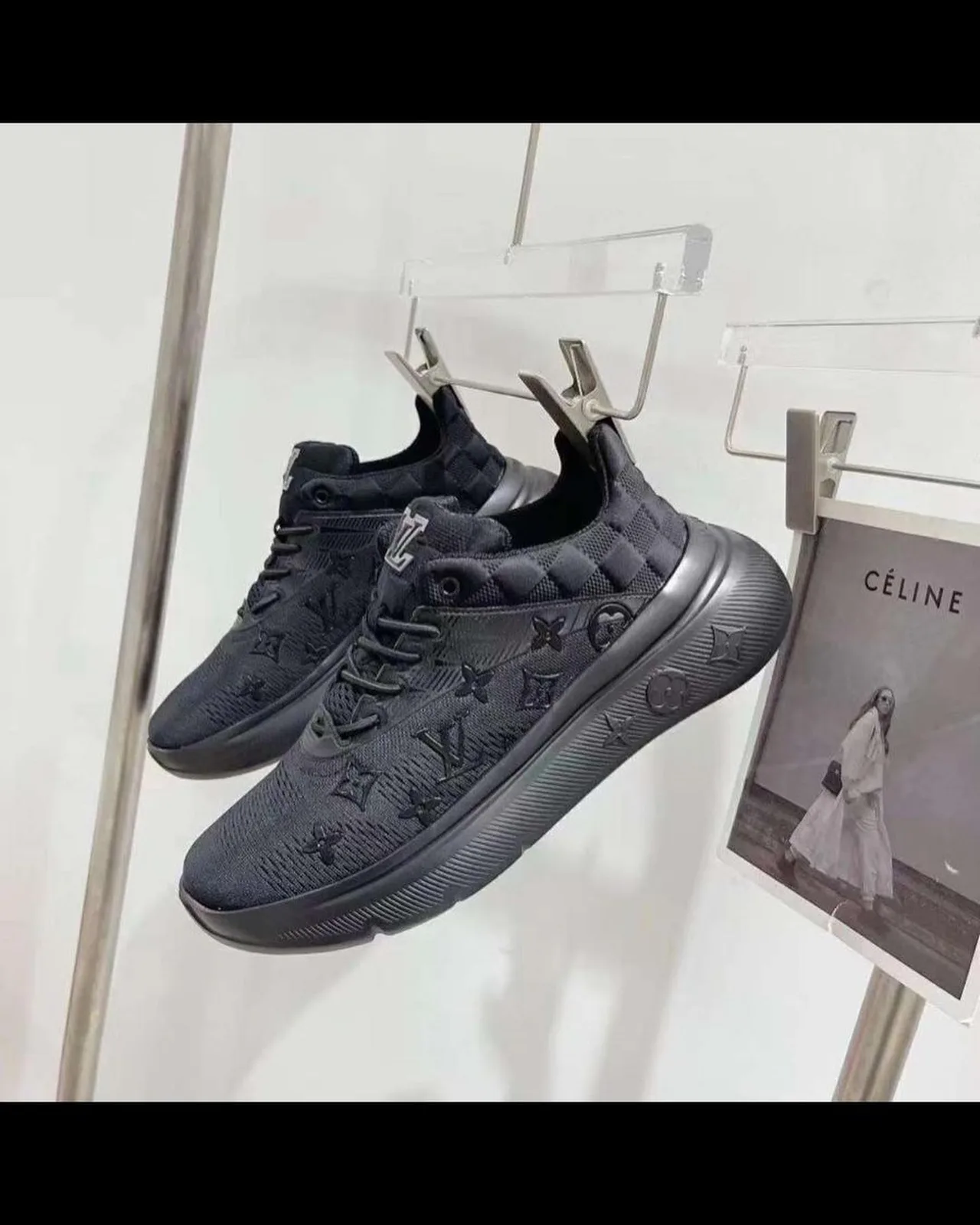 Louis Vuitton Sneaker photo 1