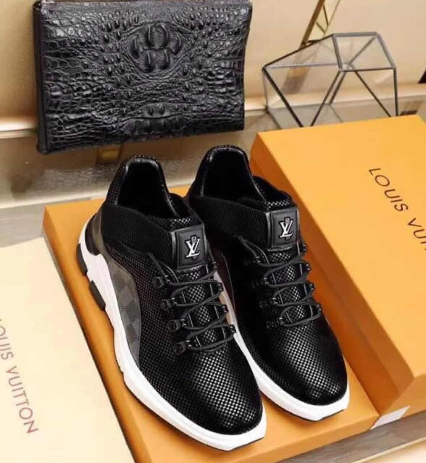 Louis Vuitton LV trainer sneaker photo 1