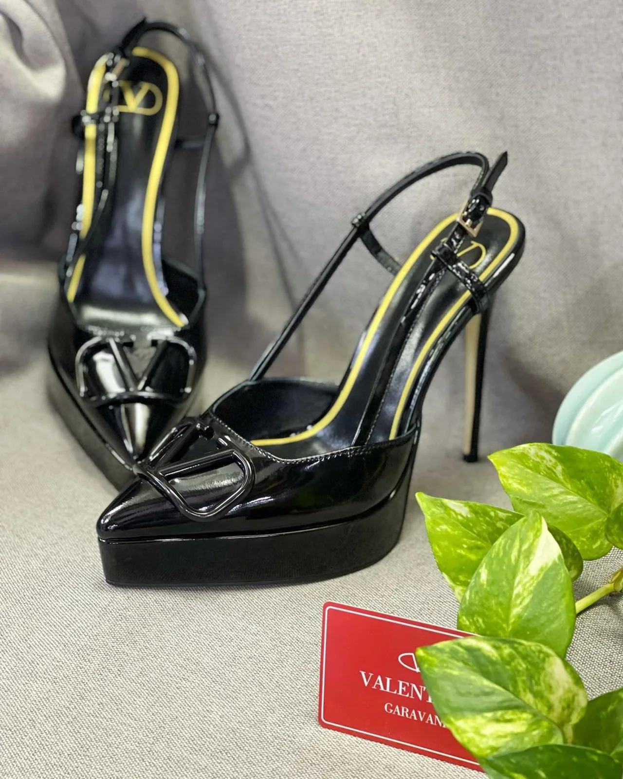 Valentino Garavani VLogo slingback pump photo 1