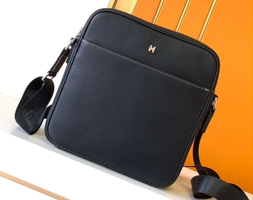 Hermès Della Cavalleria Messenger Bag photo 1