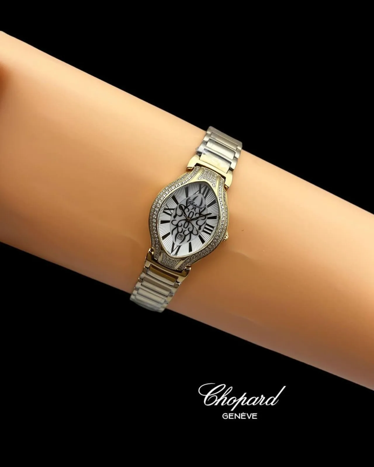 Chopard Oval Skeleton Watch photo 1