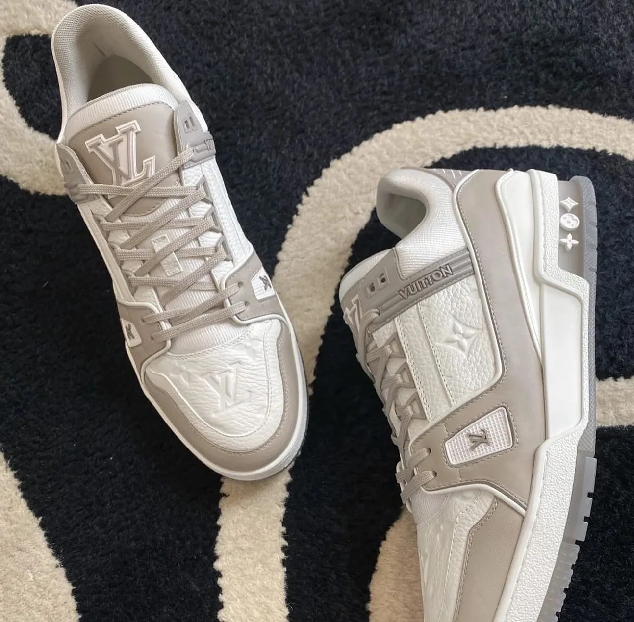 Louis Vuitton LV Trainer photo 1