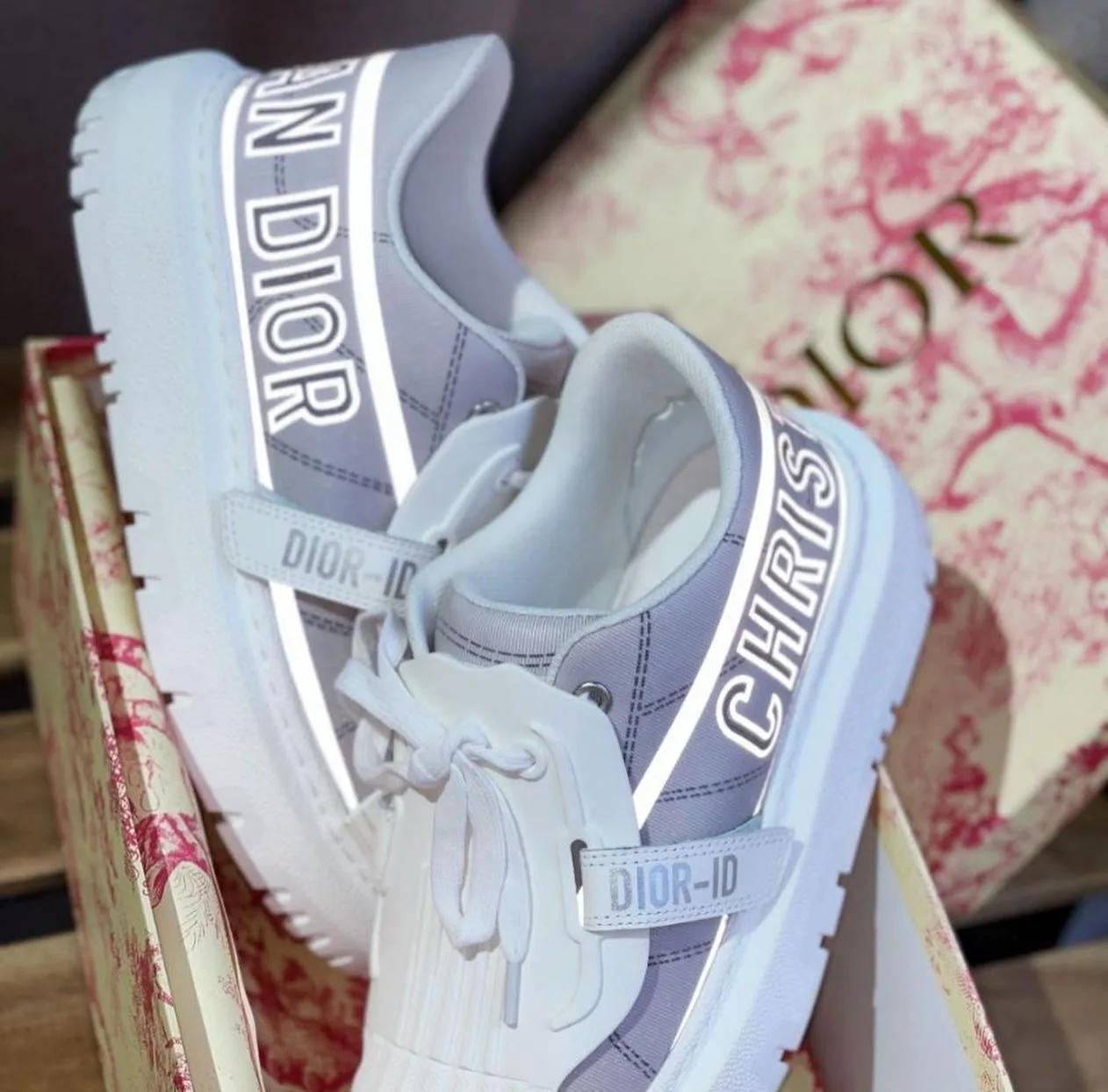 Dior Walk'n'Dior sneaker photo 1